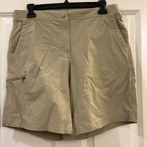 LL Bean ladies shorts